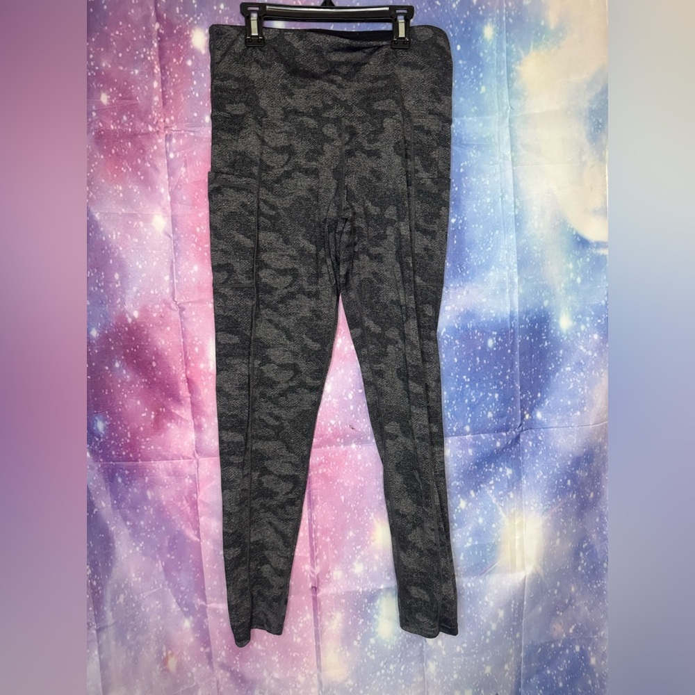 Tuff athletics leggings 🛍